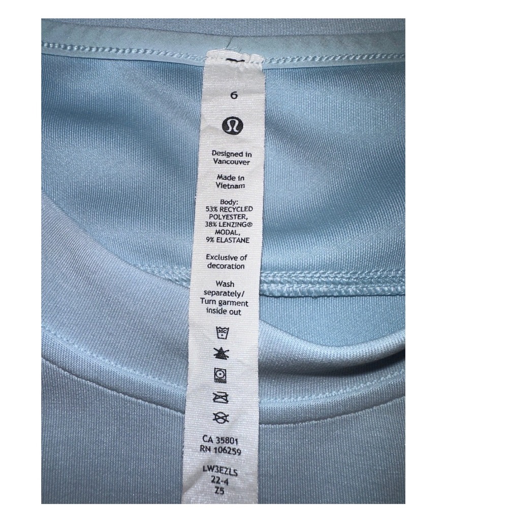 Lululemon‎ Baby Blue Cropped Crew Pullover Size 6 - Picture 5 of 8
